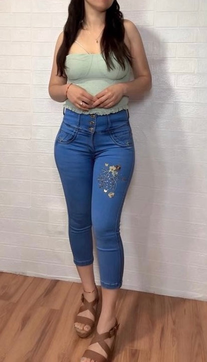 Lolita capri colombino